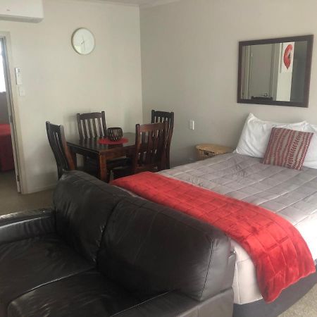 Absolute Lake View Motel Lac Lac Taupo Extérieur photo